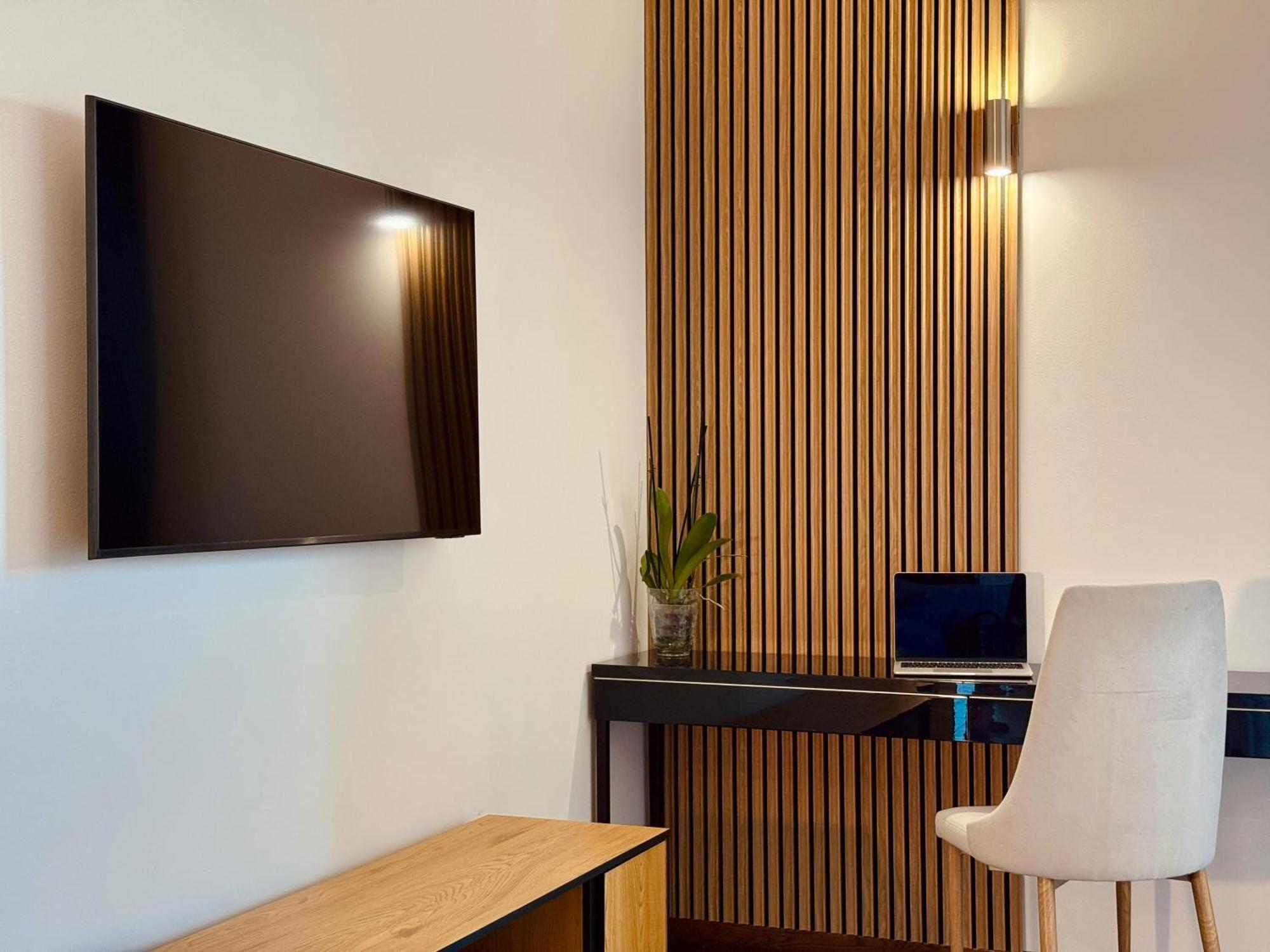 Angel Mint Apartment - Free Parking - Balcony Краків Екстер'єр фото